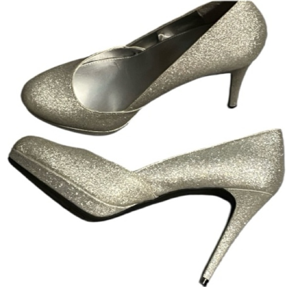 FIONI | Sparkling Silver Heels | Size 8